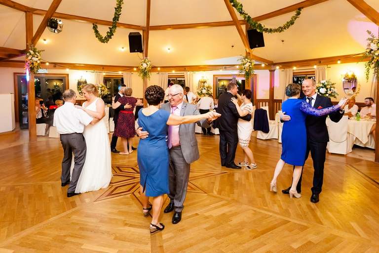 fotografia slubna bielsko, zdjecia slubne bielsko, fotograf slubny slask, slub w kosciele katowicach podlesiu, wesele w cyprianowce w warszowicach, wesele cyprianowka, fotografia slubna katowice, zdjecia slubne katowice, zdjecia slubne zywiec, fotografia slubna, zdjecia slubne bielsko, fotograf slubny bielsko, fotograf slubny slask, fotografia slubna cieszyn, www.magiaobrazu.com, zdjecia slubne czechowice, fotografia slubna slask, zdjecia slubne zywiec, zdjecia slubne cieszyn, dwoch fotografow na slub, zdjecia slubne slask,