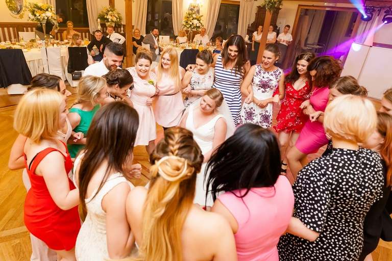 fotografia slubna bielsko, zdjecia slubne bielsko, fotograf slubny slask, slub w kosciele katowicach podlesiu, wesele w cyprianowce w warszowicach, wesele cyprianowka, fotografia slubna katowice, zdjecia slubne katowice, zdjecia slubne zywiec, fotografia slubna, zdjecia slubne bielsko, fotograf slubny bielsko, fotograf slubny slask, fotografia slubna cieszyn, www.magiaobrazu.com, zdjecia slubne czechowice, fotografia slubna slask, zdjecia slubne zywiec, zdjecia slubne cieszyn, dwoch fotografow na slub, zdjecia slubne slask,