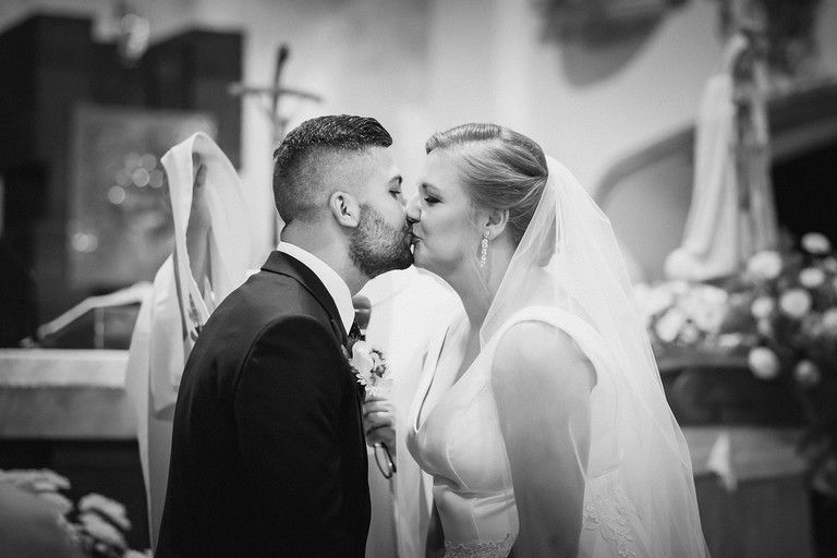 fotografia slubna bielsko, zdjecia slubne bielsko, fotograf slubny slask, slub w kosciele katowicach podlesiu, wesele w cyprianowce w warszowicach, wesele cyprianowka, fotografia slubna katowice, zdjecia slubne katowice, zdjecia slubne zywiec, fotografia slubna, zdjecia slubne bielsko, fotograf slubny bielsko, fotograf slubny slask, fotografia slubna cieszyn, www.magiaobrazu.com, zdjecia slubne czechowice, fotografia slubna slask, zdjecia slubne zywiec, zdjecia slubne cieszyn, dwoch fotografow na slub, zdjecia slubne slask,