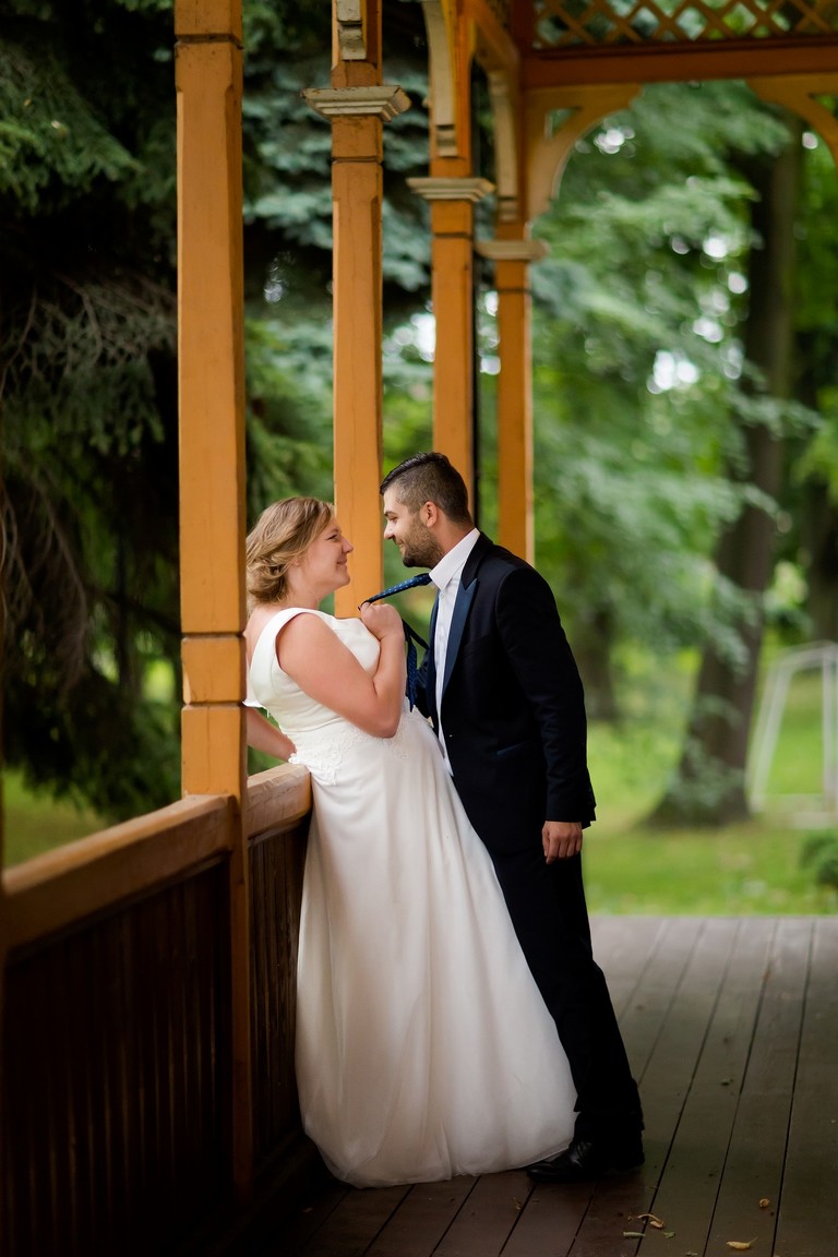 zdjecia slubne zywiec, romantyczny plener slubny, fotograf slubny bielsko, plener slubny w lesie slask, sesja slubna w lesie slask, plener slubny las slask, sesja slubna nad jeziorem slask, fotografia slubna slask, zdjecia slubne slask, fotografia slubna katowice, zdjecia slubne katowice, romantyczna sesja slubna slask, zdjecia slubne bielsko, fotografia slubna bielsko, oryginalny plener slubny, oryginalna sesja slubna, www.magiaobrazu.com, Anna i Jacek Bieniek,