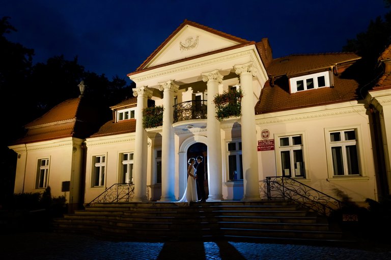 slub w plenerze slask, plenerowy slub slask, fotografia slubna czeladz, zdjecia slubne czeladz, fotograf slubny slask, zdjecia slubne katowice, slub w hotelu pod filarami czeladz, fotografia slubna slask, zdjecia slubne bielsko, fotografia slubna katowice, fotograf slubny bielsko, zdjecia slubne slask, fotografia slubna slask, zdjecia slubne slask, fotografia slubna zywiec, zdjecia slubne zywiec, zdjecia slubne czeladz, slub w plenerze na slasku, dwoch fotografow na slub, fotografia slubna krakow, hotel korona rybnik