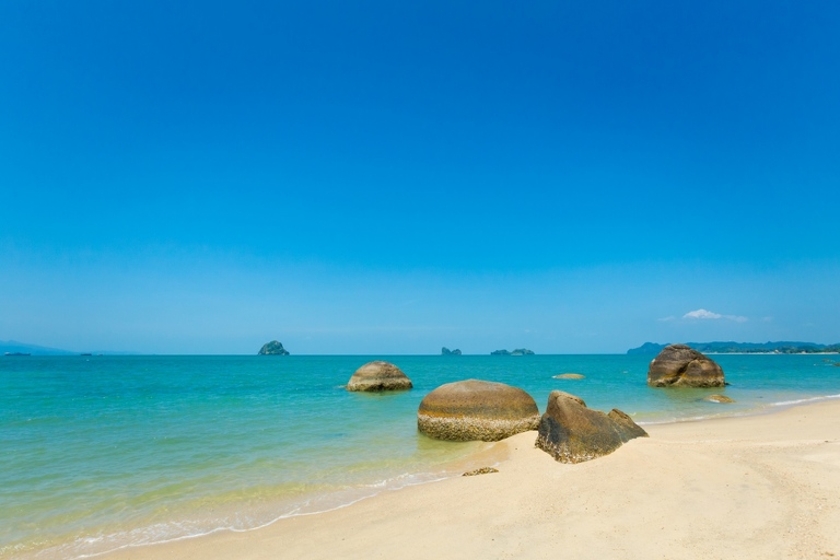 co zobaczyc w malezji, najlepsze miejsca w malezji, co odwiedzic w malezji, wakacje w malezji, malezja najlepsze miejsca, fotografie z podrozy, zdjecia z podrozy, zdjecia z malezjii, Tioman, Pangkor, Langkawi, Penang, fotografie z malezji, fotografia podroznicza, travel photography, travel photos, asia photos, malaysia, malaysiani photos, malaysia photography, malaysia travel, best places in malaysia, www.magiaobrazu.com, malezja, pinang, zdjecia z wakacji, zdjecia z azji, fotografie z azji, podroz po azji