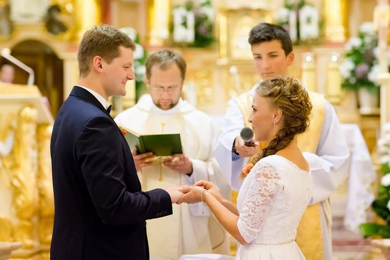 zdjecia slubne bielsko, fotografia slubna bielsko, jesienny plener slubny, jesienna sesja slubna, fotografia slubna zywiec, zdjecia slubne zywiec, slub w kosciele w halcnowie, slub kosciol halcnow bielsko, wesele w dankowicach, osp dankowice, fotografia slubna slask, fotografia slubna katowice, zdjecia slubne katowice, fotograf slubny katowice, zdjecia slubne bielsko, fotograf slubny bielsko, zdjecia slubne slask, dwoch fotografow na slub, fotografia slubna krakow,