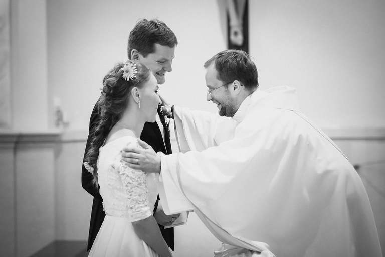 zdjecia slubne bielsko, fotografia slubna bielsko, jesienny plener slubny, jesienna sesja slubna, fotografia slubna zywiec, zdjecia slubne zywiec, slub w kosciele w halcnowie, slub kosciol halcnow bielsko, wesele w dankowicach, osp dankowice, fotografia slubna slask, fotografia slubna katowice, zdjecia slubne katowice, fotograf slubny katowice, zdjecia slubne bielsko, fotograf slubny bielsko, zdjecia slubne slask, dwoch fotografow na slub, fotografia slubna krakow,