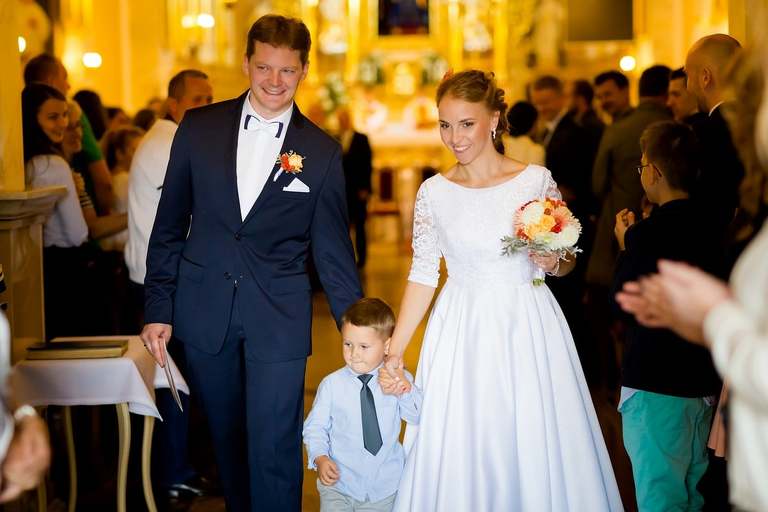 zdjecia slubne bielsko, fotografia slubna bielsko, jesienny plener slubny, jesienna sesja slubna, fotografia slubna zywiec, zdjecia slubne zywiec, slub w kosciele w halcnowie, slub kosciol halcnow bielsko, wesele w dankowicach, osp dankowice, fotografia slubna slask, fotografia slubna katowice, zdjecia slubne katowice, fotograf slubny katowice, zdjecia slubne bielsko, fotograf slubny bielsko, zdjecia slubne slask, dwoch fotografow na slub, fotografia slubna krakow,