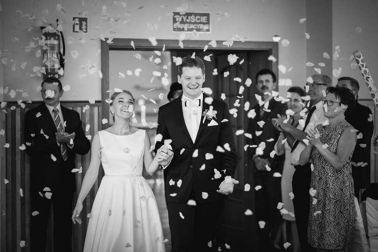 zdjecia slubne bielsko, fotografia slubna bielsko, jesienny plener slubny, jesienna sesja slubna, fotografia slubna zywiec, zdjecia slubne zywiec, slub w kosciele w halcnowie, slub kosciol halcnow bielsko, wesele w dankowicach, osp dankowice, fotografia slubna slask, fotografia slubna katowice, zdjecia slubne katowice, fotograf slubny katowice, zdjecia slubne bielsko, fotograf slubny bielsko, zdjecia slubne slask, dwoch fotografow na slub, fotografia slubna krakow,