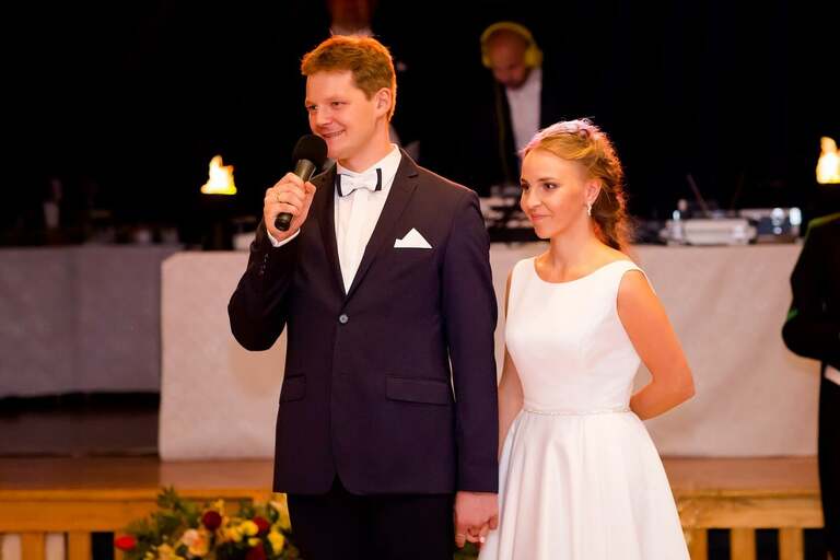 zdjecia slubne bielsko, fotografia slubna bielsko, jesienny plener slubny, jesienna sesja slubna, fotografia slubna zywiec, zdjecia slubne zywiec, slub w kosciele w halcnowie, slub kosciol halcnow bielsko, wesele w dankowicach, osp dankowice, fotografia slubna slask, fotografia slubna katowice, zdjecia slubne katowice, fotograf slubny katowice, zdjecia slubne bielsko, fotograf slubny bielsko, zdjecia slubne slask, dwoch fotografow na slub, fotografia slubna krakow,