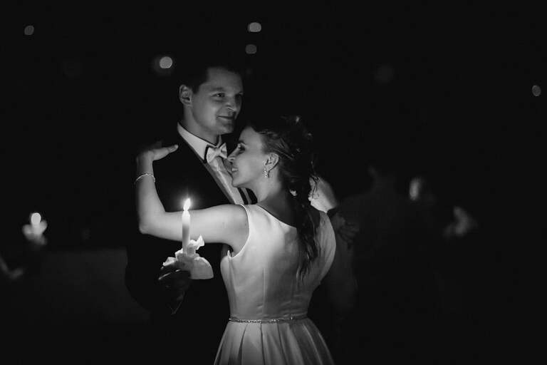 zdjecia slubne bielsko, fotografia slubna bielsko, jesienny plener slubny, jesienna sesja slubna, fotografia slubna zywiec, zdjecia slubne zywiec, slub w kosciele w halcnowie, slub kosciol halcnow bielsko, wesele w dankowicach, osp dankowice, fotografia slubna slask, fotografia slubna katowice, zdjecia slubne katowice, fotograf slubny katowice, zdjecia slubne bielsko, fotograf slubny bielsko, zdjecia slubne slask, dwoch fotografow na slub, fotografia slubna krakow,