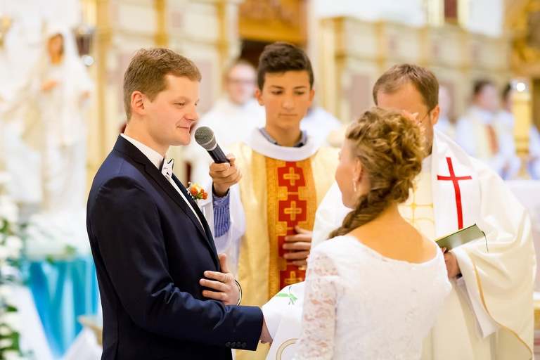 zdjecia slubne bielsko, fotografia slubna bielsko, jesienny plener slubny, jesienna sesja slubna, fotografia slubna zywiec, zdjecia slubne zywiec, slub w kosciele w halcnowie, slub kosciol halcnow bielsko, wesele w dankowicach, osp dankowice, fotografia slubna slask, fotografia slubna katowice, zdjecia slubne katowice, fotograf slubny katowice, zdjecia slubne bielsko, fotograf slubny bielsko, zdjecia slubne slask, dwoch fotografow na slub, fotografia slubna krakow,