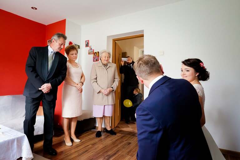 zdjecia slubne bielsko, fotografia slubna bielsko, jesienny plener slubny, jesienna sesja slubna, fotografia slubna zywiec, zdjecia slubne zywiec, slub w kosciele w porabce, slub kosciol porabka, wesele w porabce, sala eltara porabka, wesele w eltarze, fotografia slubna slask, fotografia slubna katowice, zdjecia slubne katowice, fotograf slubny katowice, zdjecia slubne bielsko, fotograf slubny bielsko, zdjecia slubne slask, dwoch fotografow na slub, fotografia slubna krakow,