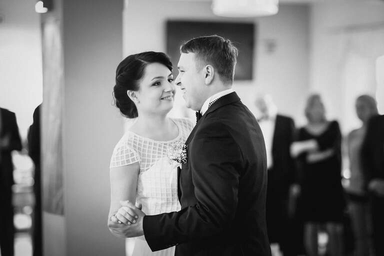 zdjecia slubne bielsko, fotografia slubna bielsko, jesienny plener slubny, jesienna sesja slubna, fotografia slubna zywiec, zdjecia slubne zywiec, slub w kosciele w porabce, slub kosciol porabka, wesele w porabce, sala eltara porabka, wesele w eltarze, fotografia slubna slask, fotografia slubna katowice, zdjecia slubne katowice, fotograf slubny katowice, zdjecia slubne bielsko, fotograf slubny bielsko, zdjecia slubne slask, dwoch fotografow na slub, fotografia slubna krakow,