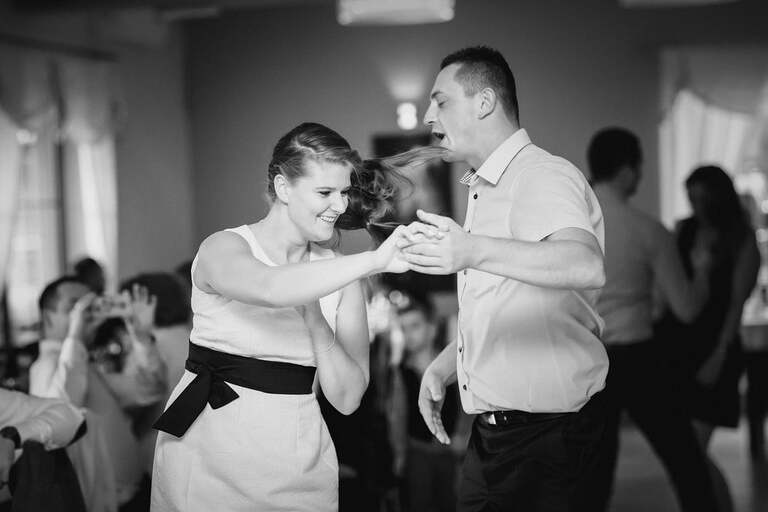 zdjecia slubne bielsko, fotografia slubna bielsko, jesienny plener slubny, jesienna sesja slubna, fotografia slubna zywiec, zdjecia slubne zywiec, slub w kosciele w porabce, slub kosciol porabka, wesele w porabce, sala eltara porabka, wesele w eltarze, fotografia slubna slask, fotografia slubna katowice, zdjecia slubne katowice, fotograf slubny katowice, zdjecia slubne bielsko, fotograf slubny bielsko, zdjecia slubne slask, dwoch fotografow na slub, fotografia slubna krakow,