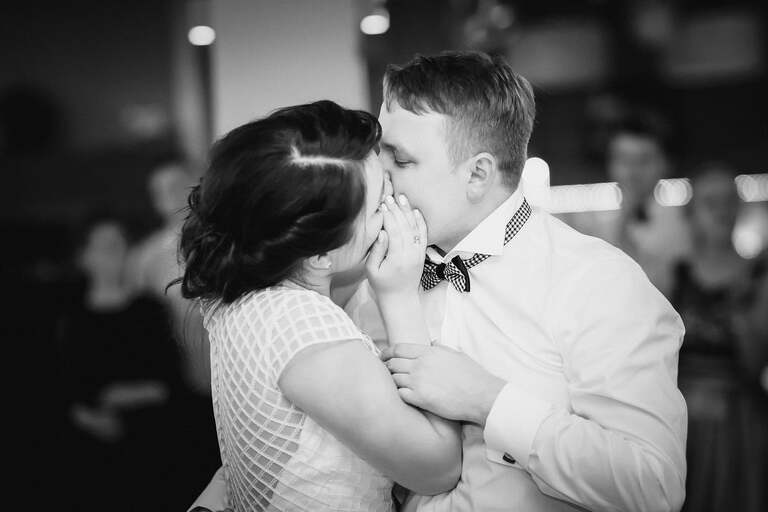 zdjecia slubne bielsko, fotografia slubna bielsko, jesienny plener slubny, jesienna sesja slubna, fotografia slubna zywiec, zdjecia slubne zywiec, slub w kosciele w porabce, slub kosciol porabka, wesele w porabce, sala eltara porabka, wesele w eltarze, fotografia slubna slask, fotografia slubna katowice, zdjecia slubne katowice, fotograf slubny katowice, zdjecia slubne bielsko, fotograf slubny bielsko, zdjecia slubne slask, dwoch fotografow na slub, fotografia slubna krakow,