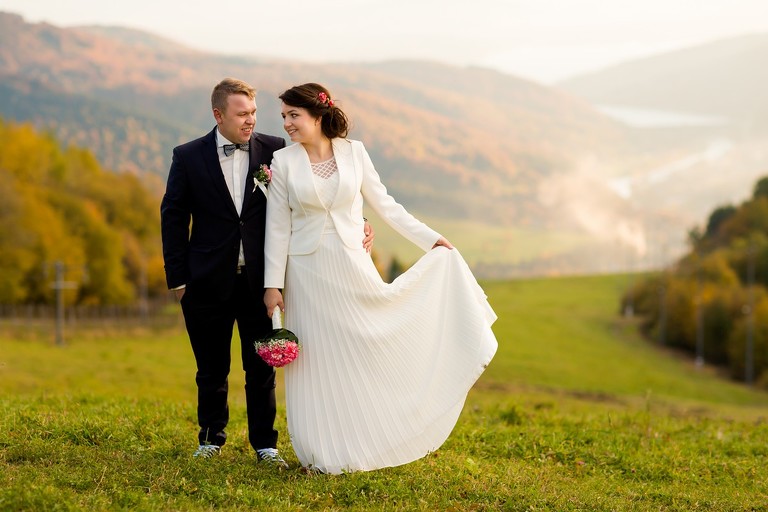 zdjecia slubne bielsko, fotografia slubna bielsko, jesienny plener slubny, jesienna sesja slubna, fotografia slubna zywiec, zdjecia slubne zywiec, fotografia slubna slask, fotografia slubna katowice, zdjecia slubne katowice, fotograf slubny katowice, zdjecia slubne bielsko, fotograf slubny bielsko, zdjecia slubne slask, dwoch fotografow na slub, fotografia slubna krakow, sesja slubna na zarze, plener slubny gora zar, jesienny plener slubny bielsko, jesienna sesja slubna bielsko