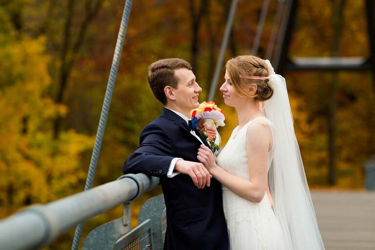 zdjecia slubne bielsko, fotografia slubna bielsko, jesienny plener slubny, jesienna sesja slubna, fotografia slubna zywiec, zdjecia slubne zywiec, fotografia slubna slask, fotografia slubna katowice, zdjecia slubne katowice, fotograf slubny katowice, zdjecia slubne bielsko, fotograf slubny bielsko, zdjecia slubne slask, dwoch fotografow na slub, fotografia slubna krakow, fotograf slubny zywiec, romantyczna stylizacja panny mlodej, jesienne stylizacje slubne