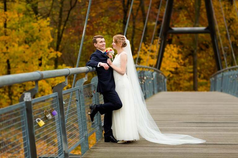 zdjecia slubne bielsko, fotografia slubna bielsko, jesienny plener slubny, jesienna sesja slubna, fotografia slubna zywiec, zdjecia slubne zywiec, fotografia slubna slask, fotografia slubna katowice, zdjecia slubne katowice, fotograf slubny katowice, zdjecia slubne bielsko, fotograf slubny bielsko, zdjecia slubne slask, dwoch fotografow na slub, fotografia slubna krakow, fotograf slubny zywiec, romantyczna stylizacja panny mlodej, jesienne stylizacje slubne