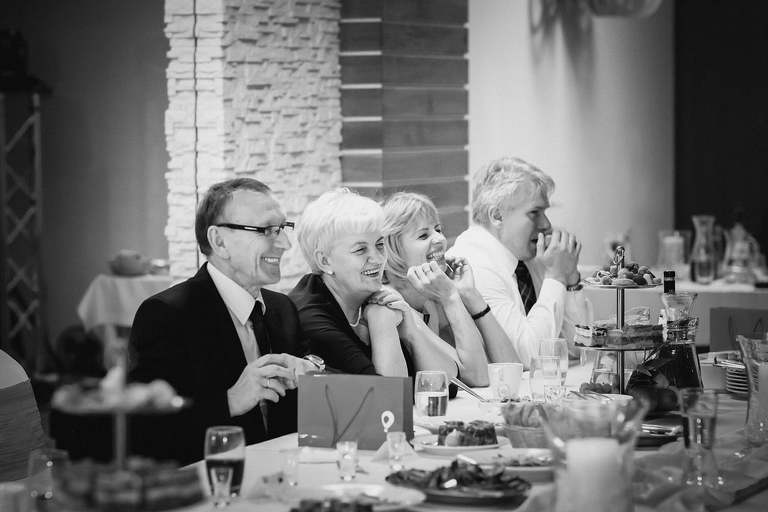 zdjecia slubne bielsko, fotografia slubna bielsko, jesienny plener slubny, jesienna sesja slubna, hotel beskidian, wesele w hotelu beskidian, fotografia slubna zywiec, zdjecia slubne zywiec, slub w kosciele przemienienia panskiego w wegierskiej gorce, slub kosciol wegierska gorka, fotografia slubna slask, fotografia slubna katowice, zdjecia slubne katowice, fotograf slubny katowice, zdjecia slubne bielsko, fotograf slubny bielsko, zdjecia slubne slask, dwoch fotografow na slub, fotografia slubna krakow,