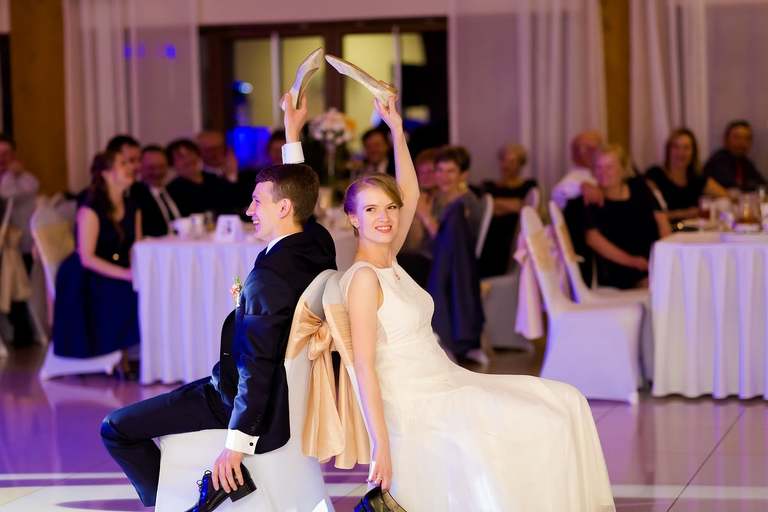 zdjecia slubne bielsko, fotografia slubna bielsko, jesienny plener slubny, jesienna sesja slubna, hotel beskidian, wesele w hotelu beskidian, fotografia slubna zywiec, zdjecia slubne zywiec, slub w kosciele przemienienia panskiego w wegierskiej gorce, slub kosciol wegierska gorka, fotografia slubna slask, fotografia slubna katowice, zdjecia slubne katowice, fotograf slubny katowice, zdjecia slubne bielsko, fotograf slubny bielsko, zdjecia slubne slask, dwoch fotografow na slub, fotografia slubna krakow,