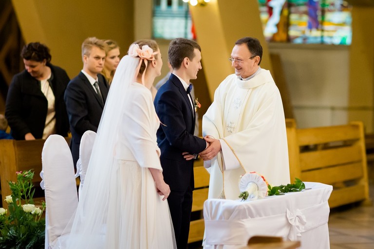 zdjecia slubne bielsko, fotografia slubna bielsko, jesienny plener slubny, jesienna sesja slubna, hotel beskidian, wesele w hotelu beskidian, fotografia slubna zywiec, zdjecia slubne zywiec, slub w kosciele przemienienia panskiego w wegierskiej gorce, slub kosciol wegierska gorka, fotografia slubna slask, fotografia slubna katowice, zdjecia slubne katowice, fotograf slubny katowice, zdjecia slubne bielsko, fotograf slubny bielsko, zdjecia slubne slask, dwoch fotografow na slub, fotografia slubna krakow,