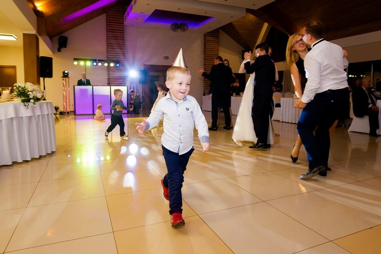 zdjecia slubne bielsko, fotografia slubna bielsko, jesienny plener slubny, jesienna sesja slubna, hotel beskidian, wesele w hotelu beskidian, fotografia slubna zywiec, zdjecia slubne zywiec, slub w kosciele przemienienia panskiego w wegierskiej gorce, slub kosciol wegierska gorka, fotografia slubna slask, fotografia slubna katowice, zdjecia slubne katowice, fotograf slubny katowice, zdjecia slubne bielsko, fotograf slubny bielsko, zdjecia slubne slask, dwoch fotografow na slub, fotografia slubna krakow,