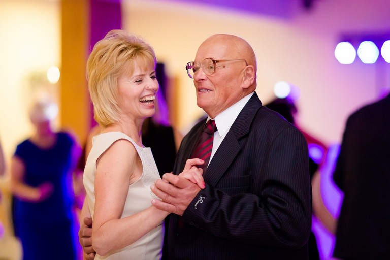 zdjecia slubne bielsko, fotografia slubna bielsko, jesienny plener slubny, jesienna sesja slubna, hotel beskidian, wesele w hotelu beskidian, fotografia slubna zywiec, zdjecia slubne zywiec, slub w kosciele przemienienia panskiego w wegierskiej gorce, slub kosciol wegierska gorka, fotografia slubna slask, fotografia slubna katowice, zdjecia slubne katowice, fotograf slubny katowice, zdjecia slubne bielsko, fotograf slubny bielsko, zdjecia slubne slask, dwoch fotografow na slub, fotografia slubna krakow,