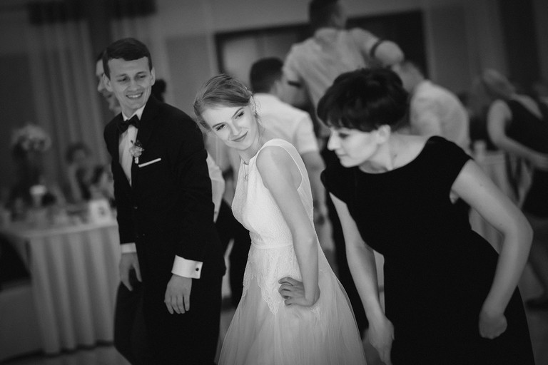 zdjecia slubne bielsko, fotografia slubna bielsko, jesienny plener slubny, jesienna sesja slubna, hotel beskidian, wesele w hotelu beskidian, fotografia slubna zywiec, zdjecia slubne zywiec, slub w kosciele przemienienia panskiego w wegierskiej gorce, slub kosciol wegierska gorka, fotografia slubna slask, fotografia slubna katowice, zdjecia slubne katowice, fotograf slubny katowice, zdjecia slubne bielsko, fotograf slubny bielsko, zdjecia slubne slask, dwoch fotografow na slub, fotografia slubna krakow,