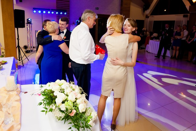 zdjecia slubne bielsko, fotografia slubna bielsko, jesienny plener slubny, jesienna sesja slubna, hotel beskidian, wesele w hotelu beskidian, fotografia slubna zywiec, zdjecia slubne zywiec, slub w kosciele przemienienia panskiego w wegierskiej gorce, slub kosciol wegierska gorka, fotografia slubna slask, fotografia slubna katowice, zdjecia slubne katowice, fotograf slubny katowice, zdjecia slubne bielsko, fotograf slubny bielsko, zdjecia slubne slask, dwoch fotografow na slub, fotografia slubna krakow,