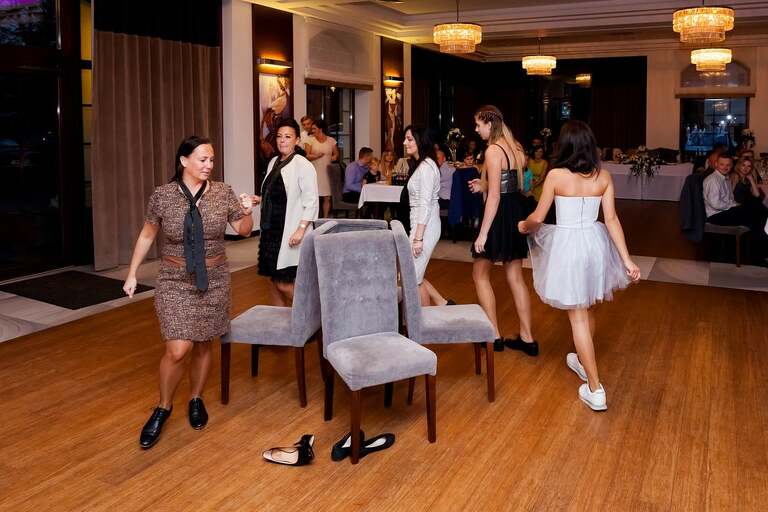 slub w kosciele w Pielgrzomowicach, kosciol Pielgrzymowice, wesele kompleks Dabrowka w Jastrzebiu, wesele w dabrowce jatrzebie, fotografia slubna jastrzebie, zdjecia slubne jastrzebie, fotograf slubny jastrzebie, fotografia slubna slask, fotografia slubna katowice, zdjecia slubne katowice, fotograf slubny katowice, zdjecia slubne bielsko, dwoch fotografow na slub, fotografia slubna krakow, zdjecia slubne skoczow, fotografia slubna skoczow, fotograf slubny skoczow