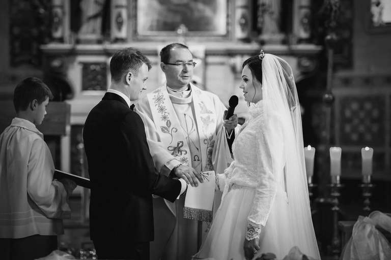 slub w kosciele w Pielgrzomowicach, kosciol Pielgrzymowice, wesele kompleks Dabrowka w Jastrzebiu, wesele w dabrowce jatrzebie, fotografia slubna jastrzebie, zdjecia slubne jastrzebie, fotograf slubny jastrzebie, fotografia slubna slask, fotografia slubna katowice, zdjecia slubne katowice, fotograf slubny katowice, zdjecia slubne bielsko, dwoch fotografow na slub, fotografia slubna krakow, zdjecia slubne skoczow, fotografia slubna skoczow, fotograf slubny skoczow