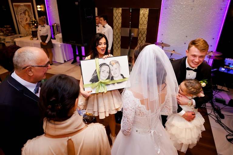 slub w kosciele w Pielgrzomowicach, kosciol Pielgrzymowice, wesele kompleks Dabrowka w Jastrzebiu, wesele w dabrowce jatrzebie, fotografia slubna jastrzebie, zdjecia slubne jastrzebie, fotograf slubny jastrzebie, fotografia slubna slask, fotografia slubna katowice, zdjecia slubne katowice, fotograf slubny katowice, zdjecia slubne bielsko, dwoch fotografow na slub, fotografia slubna krakow, zdjecia slubne skoczow, fotografia slubna skoczow, fotograf slubny skoczow