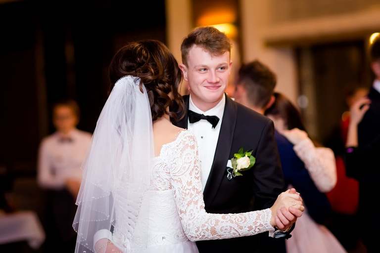 slub w kosciele w Pielgrzomowicach, kosciol Pielgrzymowice, wesele kompleks Dabrowka w Jastrzebiu, wesele w dabrowce jatrzebie, fotografia slubna jastrzebie, zdjecia slubne jastrzebie, fotograf slubny jastrzebie, fotografia slubna slask, fotografia slubna katowice, zdjecia slubne katowice, fotograf slubny katowice, zdjecia slubne bielsko, dwoch fotografow na slub, fotografia slubna krakow, zdjecia slubne skoczow, fotografia slubna skoczow, fotograf slubny skoczow