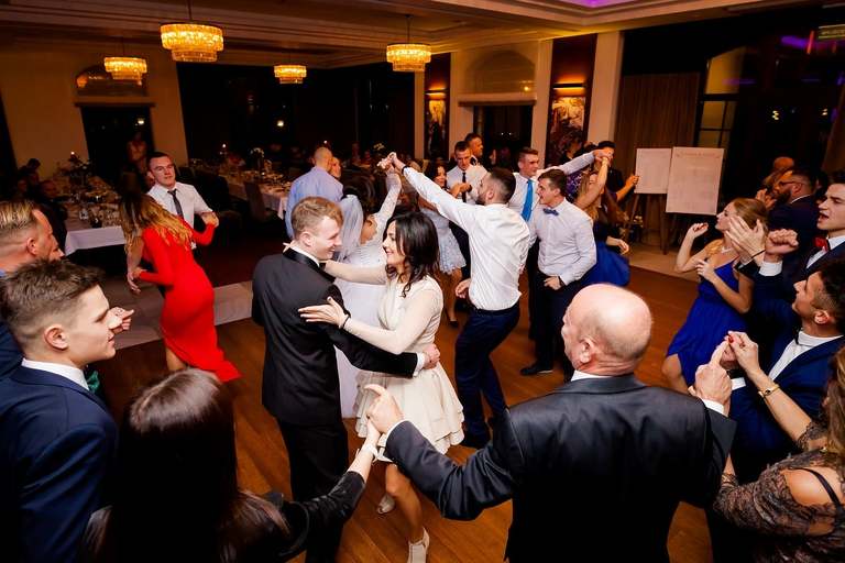 slub w kosciele w Pielgrzomowicach, kosciol Pielgrzymowice, wesele kompleks Dabrowka w Jastrzebiu, wesele w dabrowce jatrzebie, fotografia slubna jastrzebie, zdjecia slubne jastrzebie, fotograf slubny jastrzebie, fotografia slubna slask, fotografia slubna katowice, zdjecia slubne katowice, fotograf slubny katowice, zdjecia slubne bielsko, dwoch fotografow na slub, fotografia slubna krakow, zdjecia slubne skoczow, fotografia slubna skoczow, fotograf slubny skoczow