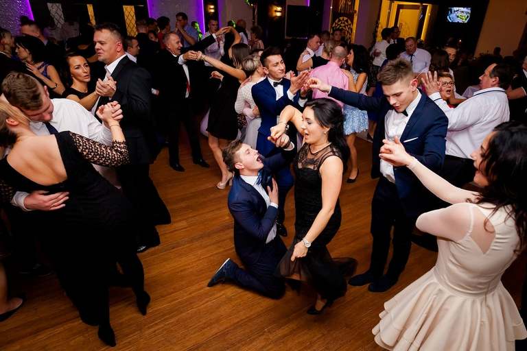 slub w kosciele w Pielgrzomowicach, kosciol Pielgrzymowice, wesele kompleks Dabrowka w Jastrzebiu, wesele w dabrowce jatrzebie, fotografia slubna jastrzebie, zdjecia slubne jastrzebie, fotograf slubny jastrzebie, fotografia slubna slask, fotografia slubna katowice, zdjecia slubne katowice, fotograf slubny katowice, zdjecia slubne bielsko, dwoch fotografow na slub, fotografia slubna krakow, zdjecia slubne skoczow, fotografia slubna skoczow, fotograf slubny skoczow