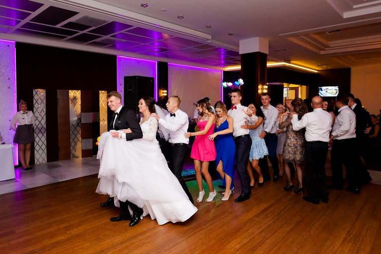 slub w kosciele w Pielgrzomowicach, kosciol Pielgrzymowice, wesele kompleks Dabrowka w Jastrzebiu, wesele w dabrowce jatrzebie, fotografia slubna jastrzebie, zdjecia slubne jastrzebie, fotograf slubny jastrzebie, fotografia slubna slask, fotografia slubna katowice, zdjecia slubne katowice, fotograf slubny katowice, zdjecia slubne bielsko, dwoch fotografow na slub, fotografia slubna krakow, zdjecia slubne skoczow, fotografia slubna skoczow, fotograf slubny skoczow