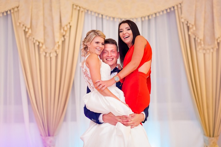 fotografia slubna, fotografia slubna krakow, zdjecia slubne krakow, fotograf slubny krakow, fotograf na wesele krakow, slub w ojcowie, slub kaplica na wodzie ojcow, wesele w pallatii, sala pallatia zielonki, zdjecia slubne bielsko, fotograf slubny bielsko, www.magiaobrazu.com, fotografia slubna bielsko, fotografia slubna slask, fotograf cieszyn, zdjecia slubne cieszyn