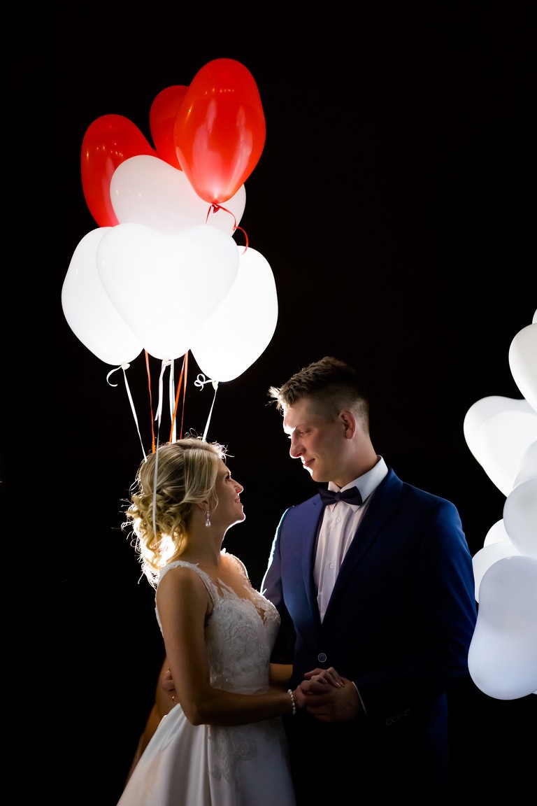 fotografia slubna, fotografia slubna krakow, zdjecia slubne krakow, fotograf slubny krakow, fotograf na wesele krakow, slub w ojcowie, slub kaplica na wodzie ojcow, wesele w pallatii, sala pallatia zielonki, zdjecia slubne bielsko, fotograf slubny bielsko, www.magiaobrazu.com, fotografia slubna bielsko, fotografia slubna slask, fotograf cieszyn, zdjecia slubne cieszyn