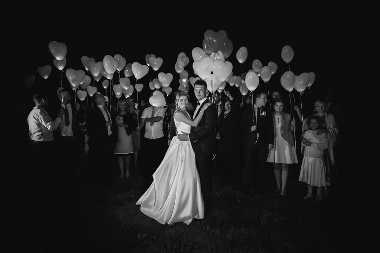 fotografia slubna, fotografia slubna krakow, zdjecia slubne krakow, fotograf slubny krakow, fotograf na wesele krakow, slub w ojcowie, slub kaplica na wodzie ojcow, wesele w pallatii, sala pallatia zielonki, zdjecia slubne bielsko, fotograf slubny bielsko, www.magiaobrazu.com, fotografia slubna bielsko, fotografia slubna slask, fotograf cieszyn, zdjecia slubne cieszyn