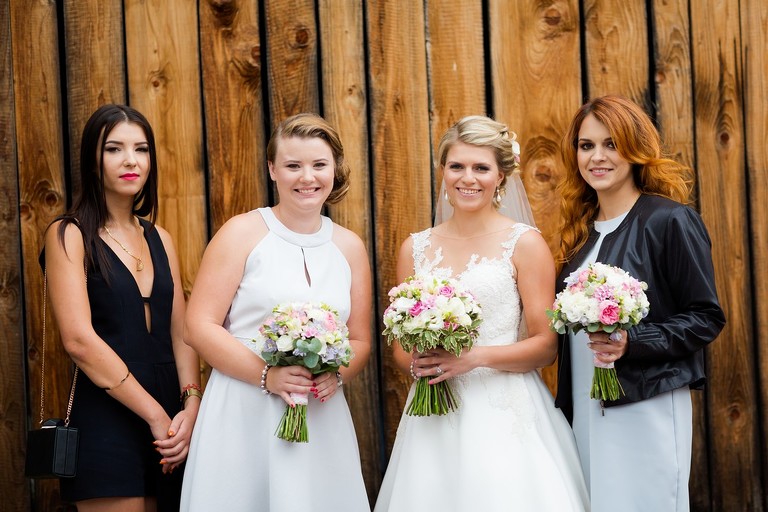 fotografia slubna, fotografia slubna krakow, zdjecia slubne krakow, fotograf slubny krakow, fotograf na wesele krakow, slub w ojcowie, slub kaplica na wodzie ojcow, wesele w pallatii, sala pallatia zielonki, zdjecia slubne bielsko, fotograf slubny bielsko, www.magiaobrazu.com, fotografia slubna bielsko, fotografia slubna slask, fotograf cieszyn, zdjecia slubne cieszyn