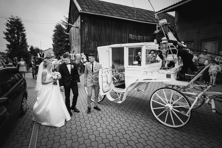 fotografia slubna, fotografia slubna krakow, zdjecia slubne krakow, fotograf slubny krakow, fotograf na wesele krakow, slub w ojcowie, slub kaplica na wodzie ojcow, wesele w pallatii, sala pallatia zielonki, zdjecia slubne bielsko, fotograf slubny bielsko, www.magiaobrazu.com, fotografia slubna bielsko, fotografia slubna slask, fotograf cieszyn, zdjecia slubne cieszyn