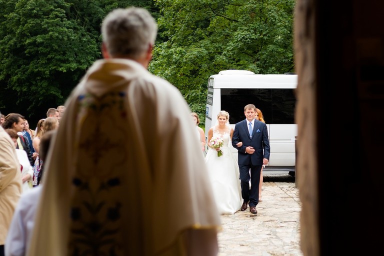 fotografia slubna, fotografia slubna krakow, zdjecia slubne krakow, fotograf slubny krakow, fotograf na wesele krakow, slub w ojcowie, slub kaplica na wodzie ojcow, wesele w pallatii, sala pallatia zielonki, zdjecia slubne bielsko, fotograf slubny bielsko, www.magiaobrazu.com, fotografia slubna bielsko, fotografia slubna slask, fotograf cieszyn, zdjecia slubne cieszyn