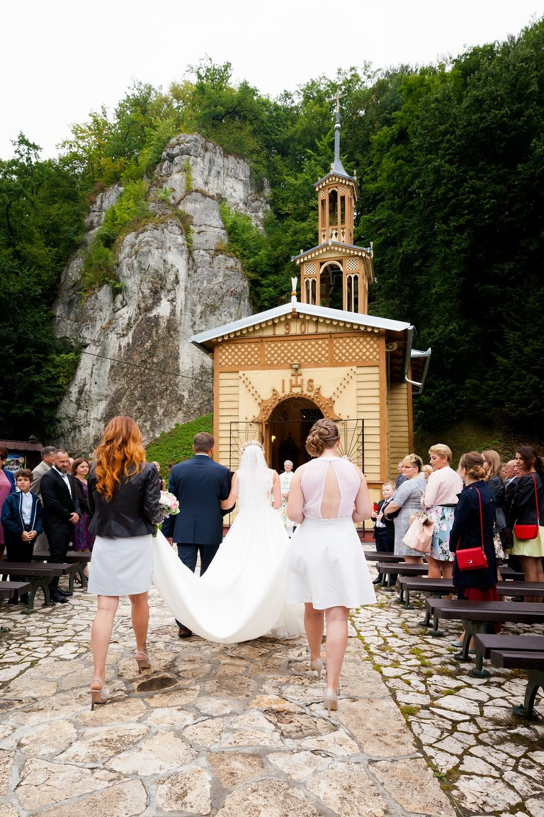 fotografia slubna, fotografia slubna krakow, zdjecia slubne krakow, fotograf slubny krakow, fotograf na wesele krakow, slub w ojcowie, slub kaplica na wodzie ojcow, wesele w pallatii, sala pallatia zielonki, zdjecia slubne bielsko, fotograf slubny bielsko, www.magiaobrazu.com, fotografia slubna bielsko, fotografia slubna slask, fotograf cieszyn, zdjecia slubne cieszyn