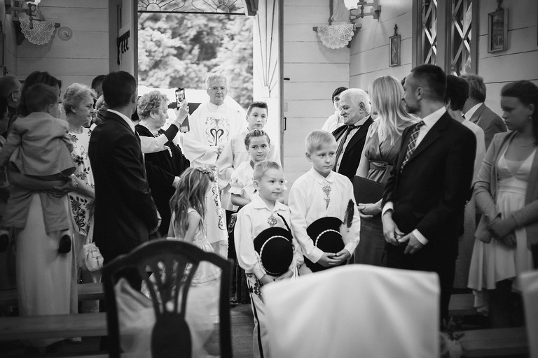 fotografia slubna, fotografia slubna krakow, zdjecia slubne krakow, fotograf slubny krakow, fotograf na wesele krakow, slub w ojcowie, slub kaplica na wodzie ojcow, wesele w pallatii, sala pallatia zielonki, zdjecia slubne bielsko, fotograf slubny bielsko, www.magiaobrazu.com, fotografia slubna bielsko, fotografia slubna slask, fotograf cieszyn, zdjecia slubne cieszyn