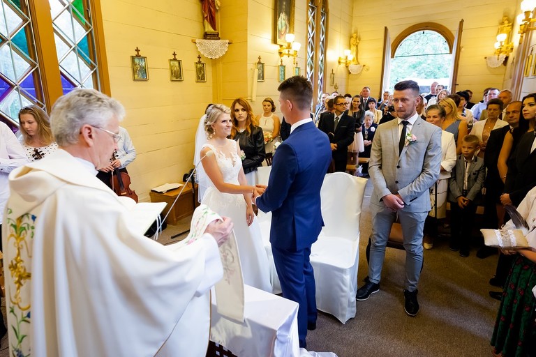 fotografia slubna, fotografia slubna krakow, zdjecia slubne krakow, fotograf slubny krakow, fotograf na wesele krakow, slub w ojcowie, slub kaplica na wodzie ojcow, wesele w pallatii, sala pallatia zielonki, zdjecia slubne bielsko, fotograf slubny bielsko, www.magiaobrazu.com, fotografia slubna bielsko, fotografia slubna slask, fotograf cieszyn, zdjecia slubne cieszyn