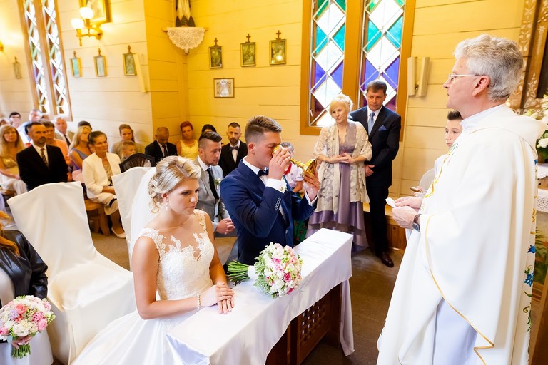 fotografia slubna, fotografia slubna krakow, zdjecia slubne krakow, fotograf slubny krakow, fotograf na wesele krakow, slub w ojcowie, slub kaplica na wodzie ojcow, wesele w pallatii, sala pallatia zielonki, zdjecia slubne bielsko, fotograf slubny bielsko, www.magiaobrazu.com, fotografia slubna bielsko, fotografia slubna slask, fotograf cieszyn, zdjecia slubne cieszyn