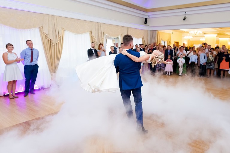 fotografia slubna, fotografia slubna krakow, zdjecia slubne krakow, fotograf slubny krakow, fotograf na wesele krakow, slub w ojcowie, slub kaplica na wodzie ojcow, wesele w pallatii, sala pallatia zielonki, zdjecia slubne bielsko, fotograf slubny bielsko, www.magiaobrazu.com, fotografia slubna bielsko, fotografia slubna slask, fotograf cieszyn, zdjecia slubne cieszyn