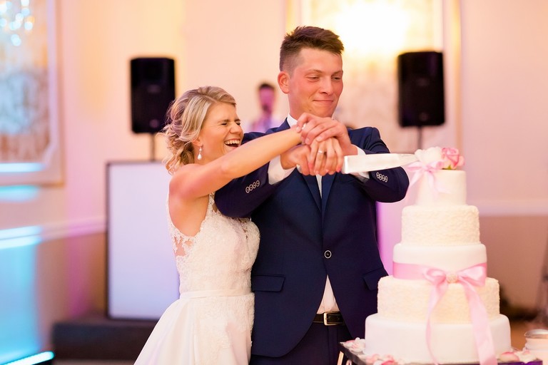 fotografia slubna, fotografia slubna krakow, zdjecia slubne krakow, fotograf slubny krakow, fotograf na wesele krakow, slub w ojcowie, slub kaplica na wodzie ojcow, wesele w pallatii, sala pallatia zielonki, zdjecia slubne bielsko, fotograf slubny bielsko, www.magiaobrazu.com, fotografia slubna bielsko, fotografia slubna slask, fotograf cieszyn, zdjecia slubne cieszyn