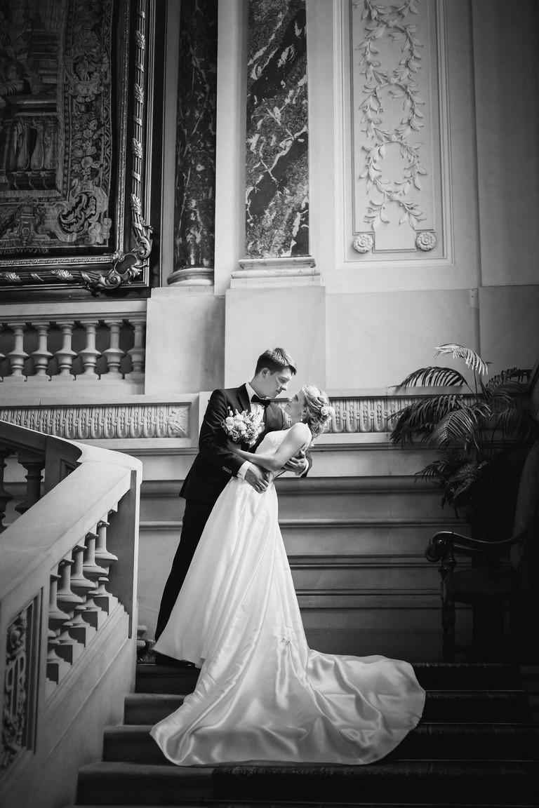 sesja slubna w Palacu w Pszczynie, plener slubny Pszczyna, sesja slubna na zamku, plener slubny w palacu, Palac w Pszczynie, sesja slubna zamek Pszczyna, plener slubny zamek Pszczyna, www.magiaobrazu.com, fotografia slubna slask, plener slubny w palacu slask, fotograf slubny krakow, fotografowie slubni slask, fotografia slubna slask, sesja plenerowa, klimatyczna sesja slubna, oryginalna sesja slubna, fotograf slubny slask, sesja slubna slask,www.magiaobrazu.com, fotografowie slubni, fotograf slub katowice,