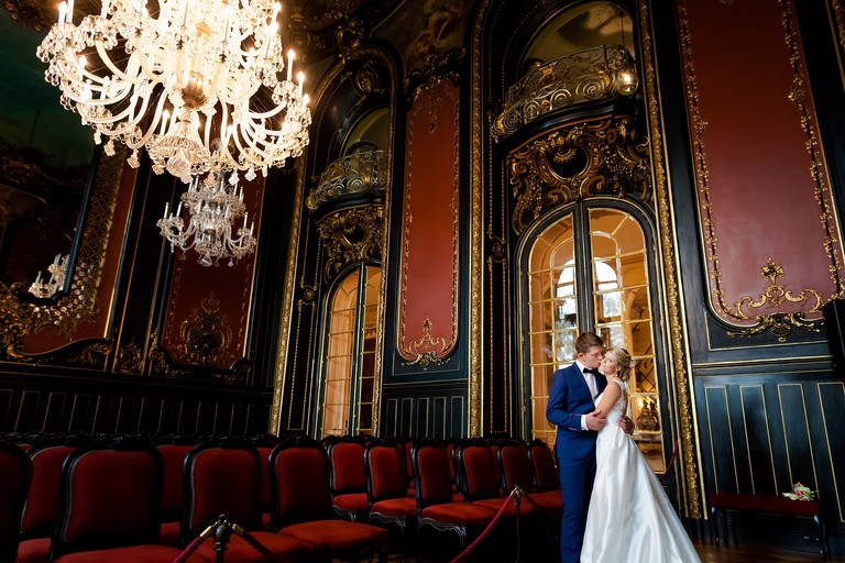 sesja slubna w Palacu w Pszczynie, plener slubny Pszczyna, sesja slubna na zamku, plener slubny w palacu, Palac w Pszczynie, sesja slubna zamek Pszczyna, plener slubny zamek Pszczyna, www.magiaobrazu.com, fotografia slubna slask, plener slubny w palacu slask, fotograf slubny krakow, fotografowie slubni slask, fotografia slubna slask, sesja plenerowa, klimatyczna sesja slubna, oryginalna sesja slubna, fotograf slubny slask, sesja slubna slask,www.magiaobrazu.com, fotografowie slubni, fotograf slub katowice,