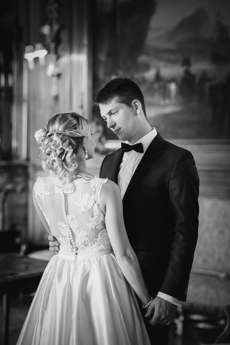 sesja slubna w Palacu w Pszczynie, plener slubny Pszczyna, sesja slubna na zamku, plener slubny w palacu, Palac w Pszczynie, sesja slubna zamek Pszczyna, plener slubny zamek Pszczyna, www.magiaobrazu.com, fotografia slubna slask, plener slubny w palacu slask, fotograf slubny krakow, fotografowie slubni slask, fotografia slubna slask, sesja plenerowa, klimatyczna sesja slubna, oryginalna sesja slubna, fotograf slubny slask, sesja slubna slask,www.magiaobrazu.com, fotografowie slubni, fotograf slub katowice,