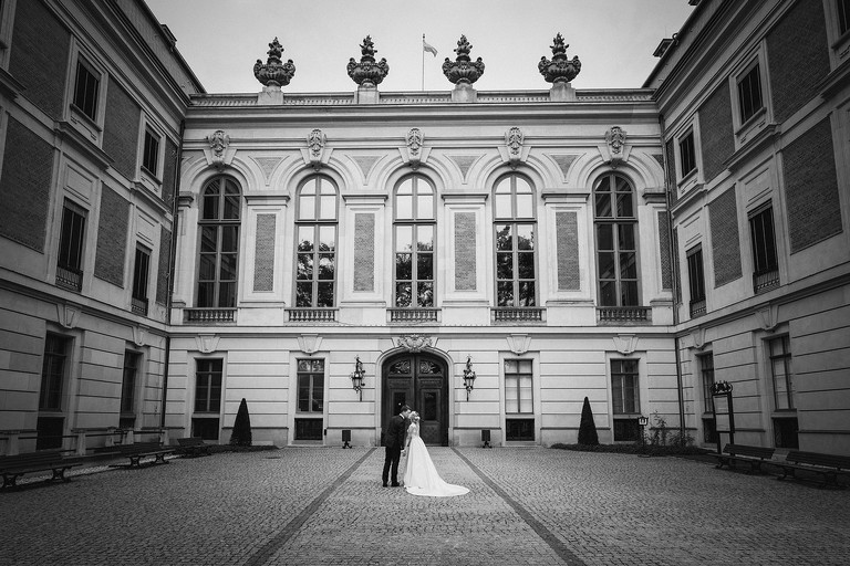 sesja slubna w Palacu w Pszczynie, plener slubny Pszczyna, sesja slubna na zamku, plener slubny w palacu, Palac w Pszczynie, sesja slubna zamek Pszczyna, plener slubny zamek Pszczyna, www.magiaobrazu.com, fotografia slubna slask, plener slubny w palacu slask, fotograf slubny krakow, fotografowie slubni slask, fotografia slubna slask, sesja plenerowa, klimatyczna sesja slubna, oryginalna sesja slubna, fotograf slubny slask, sesja slubna slask,www.magiaobrazu.com, fotografowie slubni, fotograf slub katowice,